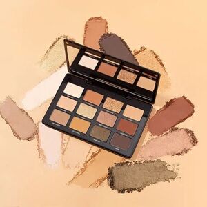 Artist Couture Supreme Nudes Eyeshadow Palette NIB
